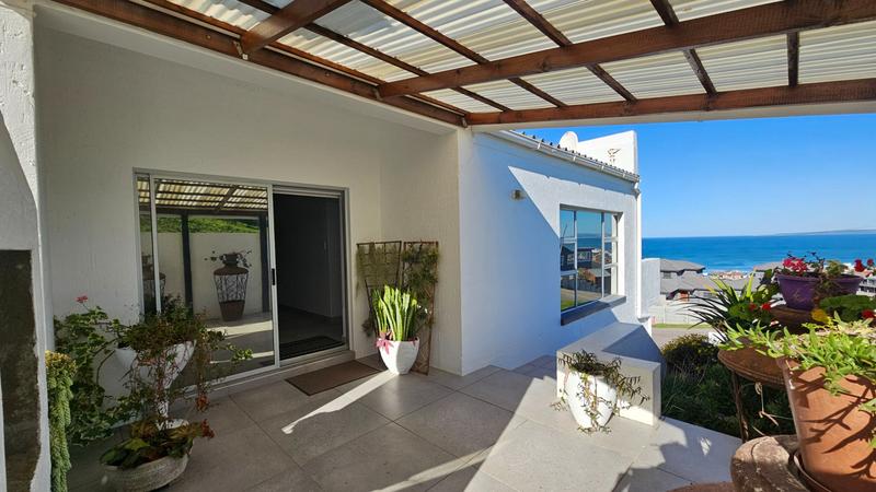 4 Bedroom Property for Sale in Dana Bay Western Cape